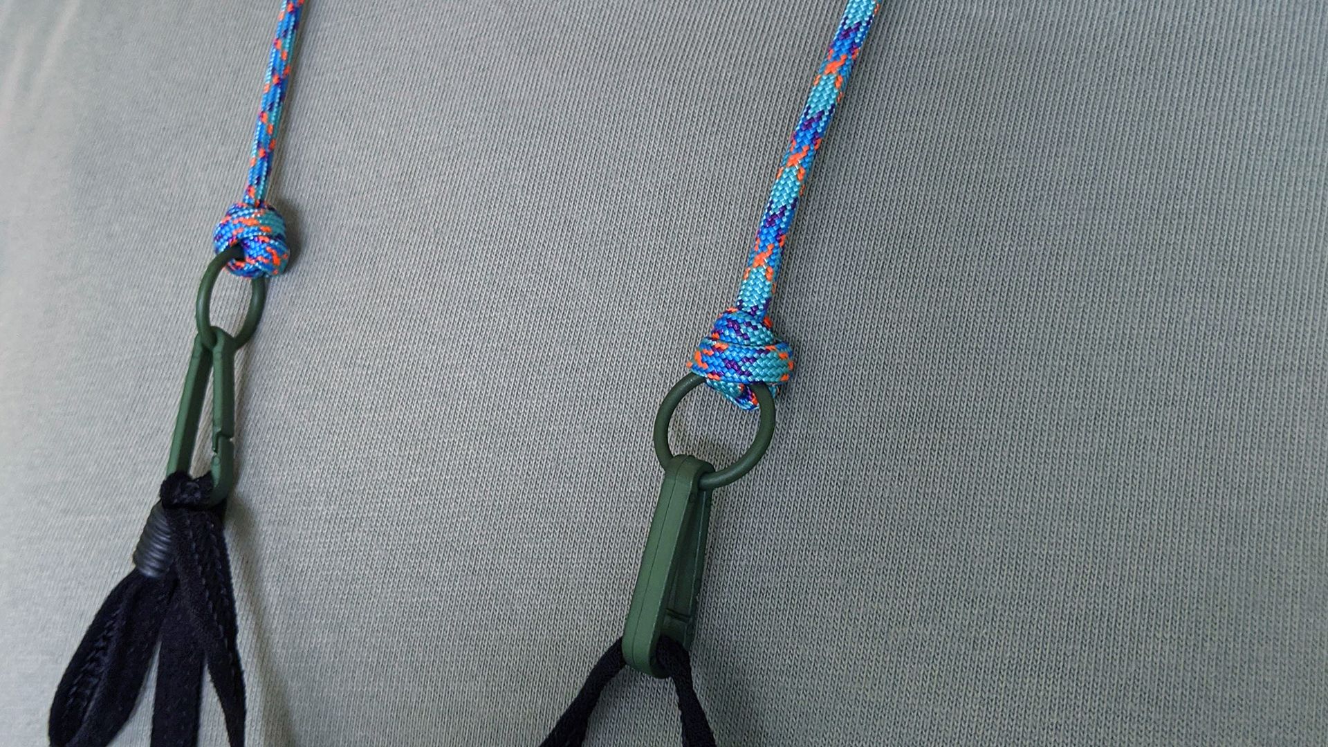 Smiley Mask Strap 2.0